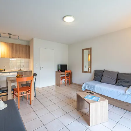 Privilege-1 By Interhome Semesterbostad